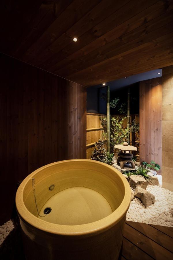 古今 天下茶屋 With A Private Parking Lot And A Half Open-Air Bath And Direct To Kix Villa Osaka Luaran gambar